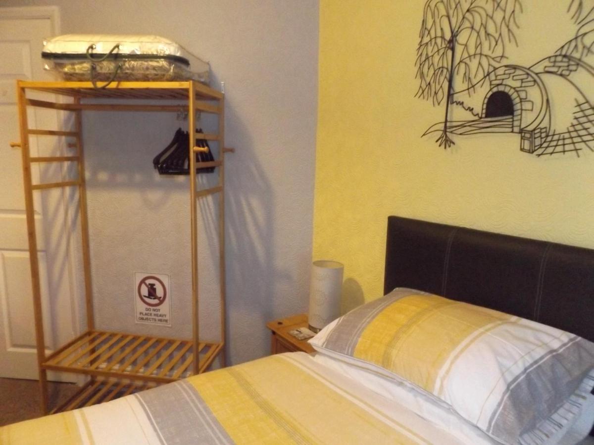 The Phoenix Guest House Scarborough Kültér fotó
